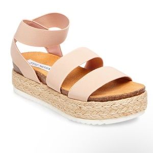 STEVE MADDEN JAKLIN SANDAL BEIGE - Size 8